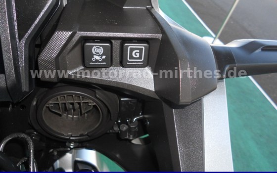 Gebrauchtmotorrad Honda CRF1000L Africa Twin Adventure Sports - Bild 26