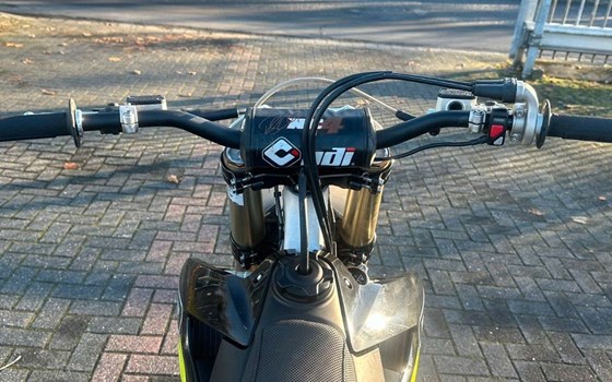 Gebrauchtmotorrad Triumph TF 450-RC EDITION - Bild 6