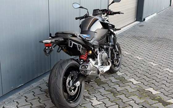 Gebrauchtmotorrad BMW F 900 R - Bild 2
