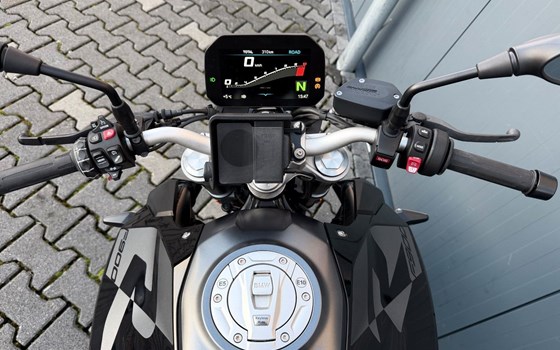 Gebrauchtmotorrad BMW F 900 R - Bild 4