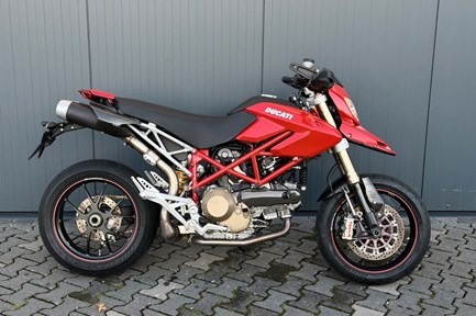 Ducati Hypermotard 1100 S