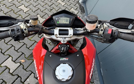 Gebrauchtmotorrad Ducati Hypermotard 1100 S - Bild 4