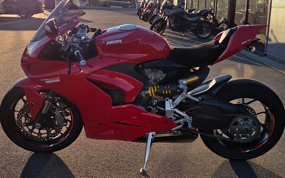 Gebrauchtmotorrad Ducati Panigale V2 - Bild 1