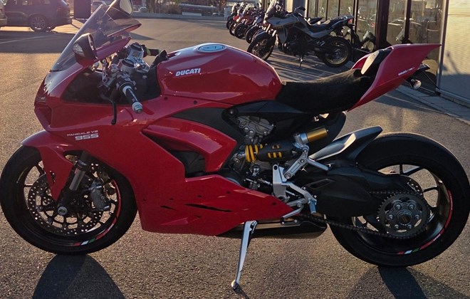 Ducati Panigale V2