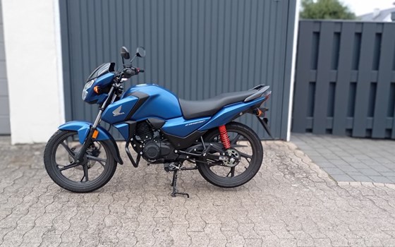 Gebrauchtmotorrad Honda CB125F - Bild 1