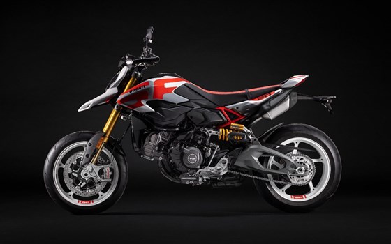 Neufahrzeug Ducati Hypermotard V2 SP - Bild 4