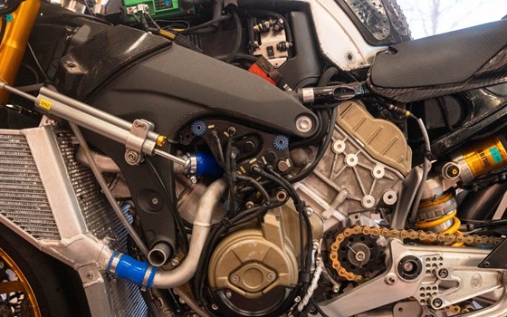 Gebrauchtmotorrad Ducati Panigale V4 R - Bild 15