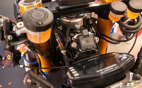 Gebrauchtmotorrad Ducati Panigale V4 R - Bild 16