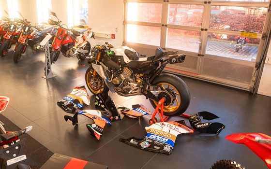 Gebrauchtmotorrad Ducati Panigale V4 R - Bild 17