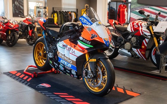 Gebrauchtmotorrad Ducati Panigale V4 R - Bild 2