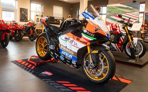 Gebrauchtmotorrad Ducati Panigale V4 R - Bild 6