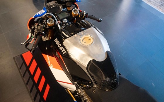 Gebrauchtmotorrad Ducati Panigale V4 R - Bild 7