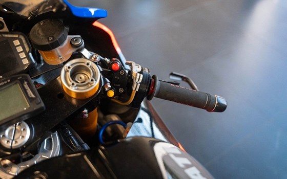 Gebrauchtmotorrad Ducati Panigale V4 R - Bild 8