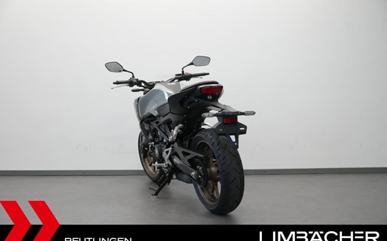 Gebrauchtmotorrad Honda CB125R - Bild 4
