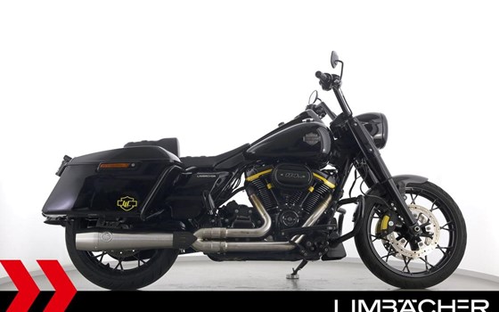 Gebrauchtmotorrad Harley-Davidson Road King Classic FLHRC - Bild 10