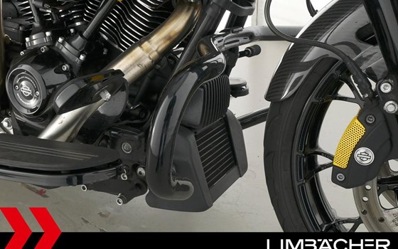 Gebrauchtmotorrad Harley-Davidson Road King Classic FLHRC - Bild 15