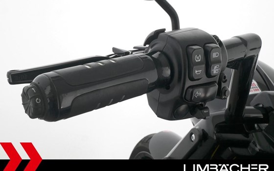 Gebrauchtmotorrad Harley-Davidson Road King Classic FLHRC - Bild 22