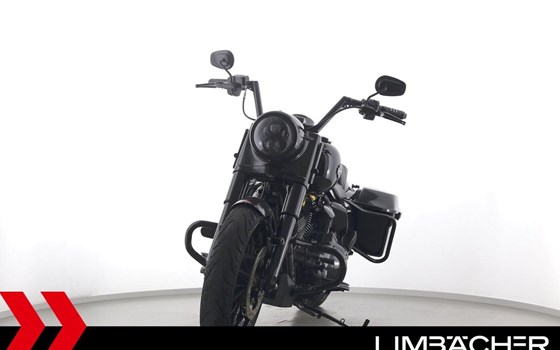 Gebrauchtmotorrad Harley-Davidson Road King Classic FLHRC - Bild 3