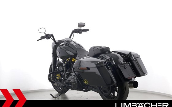 Gebrauchtmotorrad Harley-Davidson Road King Classic FLHRC - Bild 7