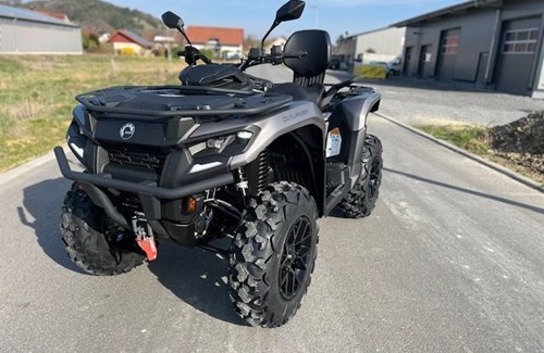 Neumotorrad Can-Am Outlander MAX XT 700 T