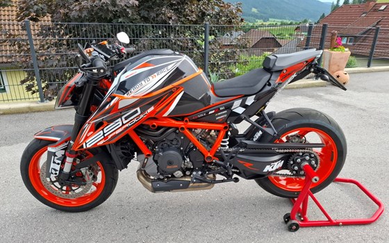 Gebrauchtmotorrad KTM 1290 Super Duke R - Bild 4