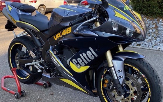 Offerta Yamaha YZF-R1SP - Immagine 1