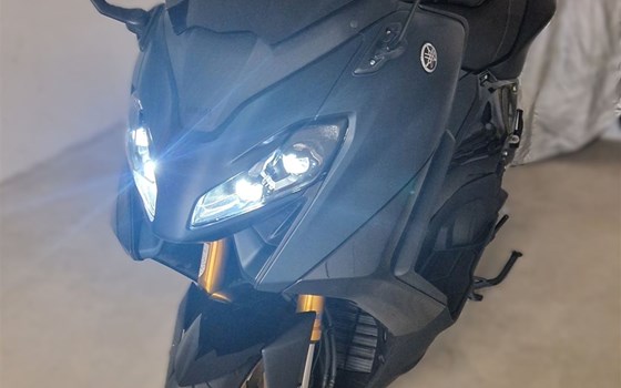 Gebrauchtmotorrad Yamaha TMAX 560 Tech Max - Bild 3