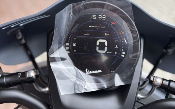 Neufahrzeug Vespa GTV 310 Officina 8 - Bild 13