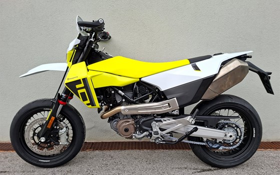 Neufahrzeug Husqvarna 701 Supermoto - Bild 2