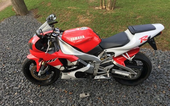 Gebrauchtmotorrad Yamaha R1 - Bild 2