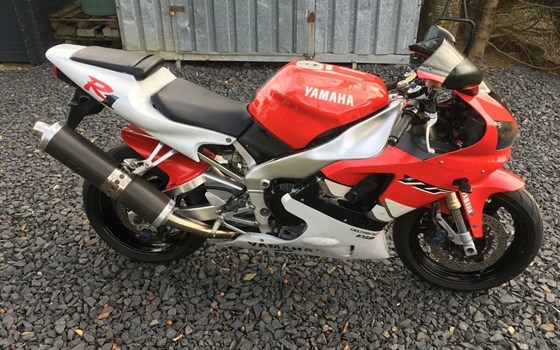 Gebrauchtmotorrad Yamaha R1 - Bild 4