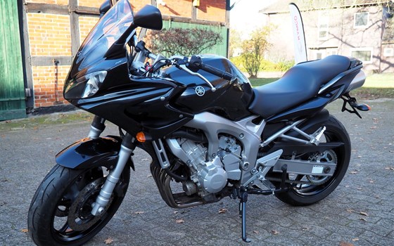 Gebrauchtmotorrad Yamaha FZ6 Fazer - Bild 1