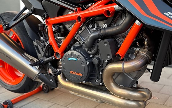 Gebrauchtmotorrad KTM 1290 Super Duke R EVO - Bild 10