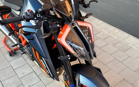 Gebrauchtmotorrad KTM 1290 Super Duke R EVO - Bild 11