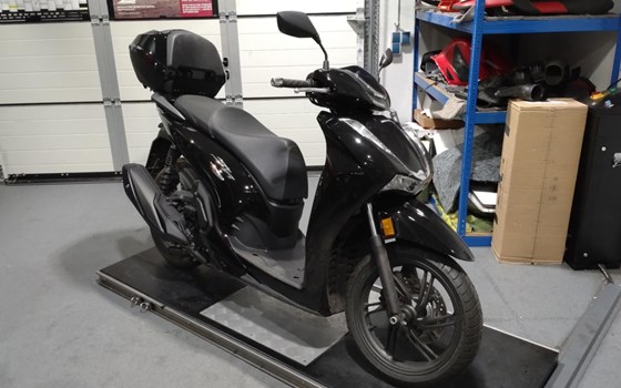 Gebrauchtmotorrad Honda SH350i - Bild 7