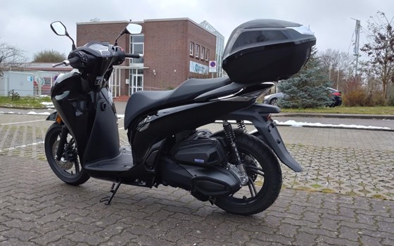 Gebrauchtmotorrad Honda SH350i - Bild 2