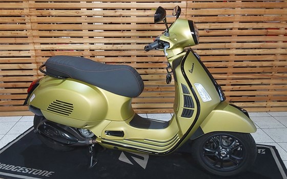 Neufahrzeug Vespa GTS 300 hpe Super Sport - Bild 2