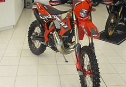 Neumotorrad Rieju MR PRO