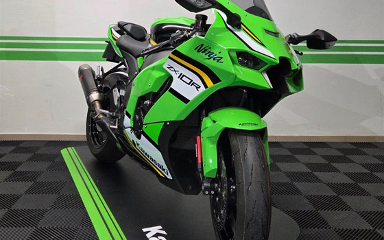 Gebrauchtmotorrad Kawasaki Ninja ZX-10R - Bild 2