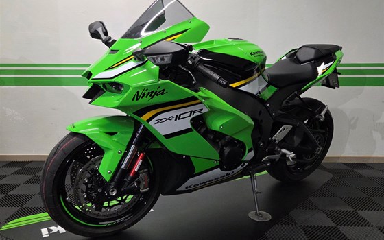 Gebrauchtmotorrad Kawasaki Ninja ZX-10R - Bild 3