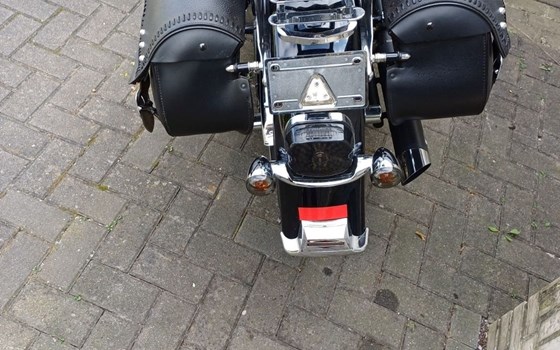 Gebrauchtmotorrad Harley-Davidson Softail Heritage Classic FLSTC - Bild 1