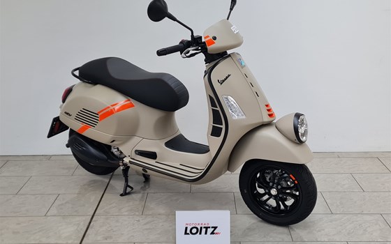 Gebrauchtmotorrad Vespa GTV 300 - Bild 1