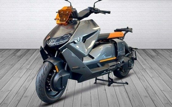 Gebrauchtmotorrad BMW CE 04 - Bild 1