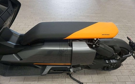 Gebrauchtmotorrad BMW CE 04 - Bild 6