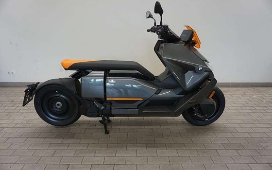 Gebrauchtmotorrad BMW CE 04 - Bild 7