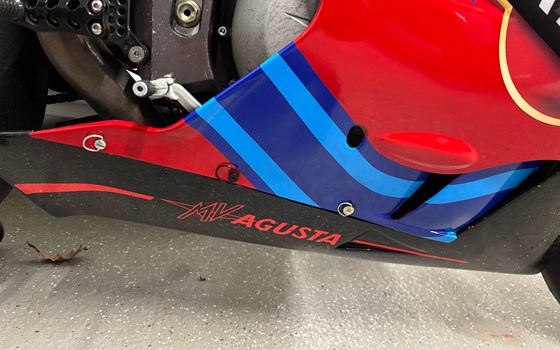 Gebrauchtmotorrad MV Agusta F4 1078 RR312 - Bild 9