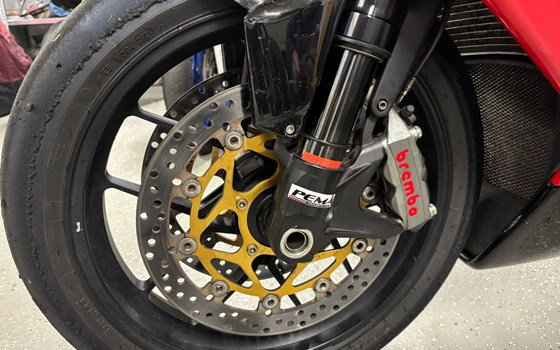 Gebrauchtmotorrad MV Agusta F4 1078 RR312 - Bild 13