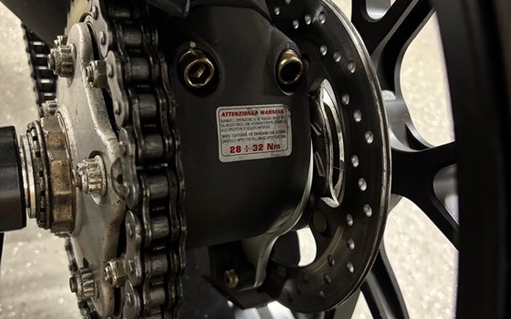 Gebrauchtmotorrad MV Agusta F4 1078 RR312 - Bild 18