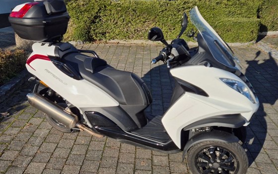 Gebrauchtmotorrad Peugeot Metropolis 400i RS - Bild 1