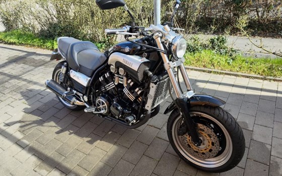 Gebrauchtmotorrad Yamaha V-Max VMX 1200 - Bild 1